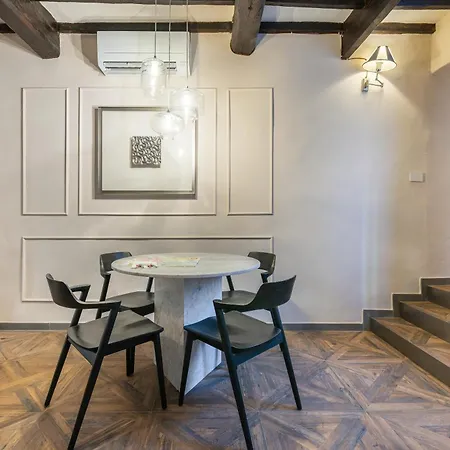 Campuccio Stylist Apartment Florence